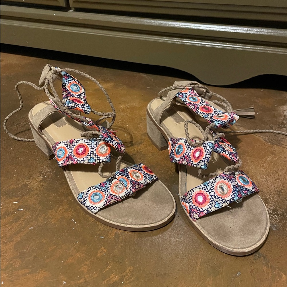 Womens shoes